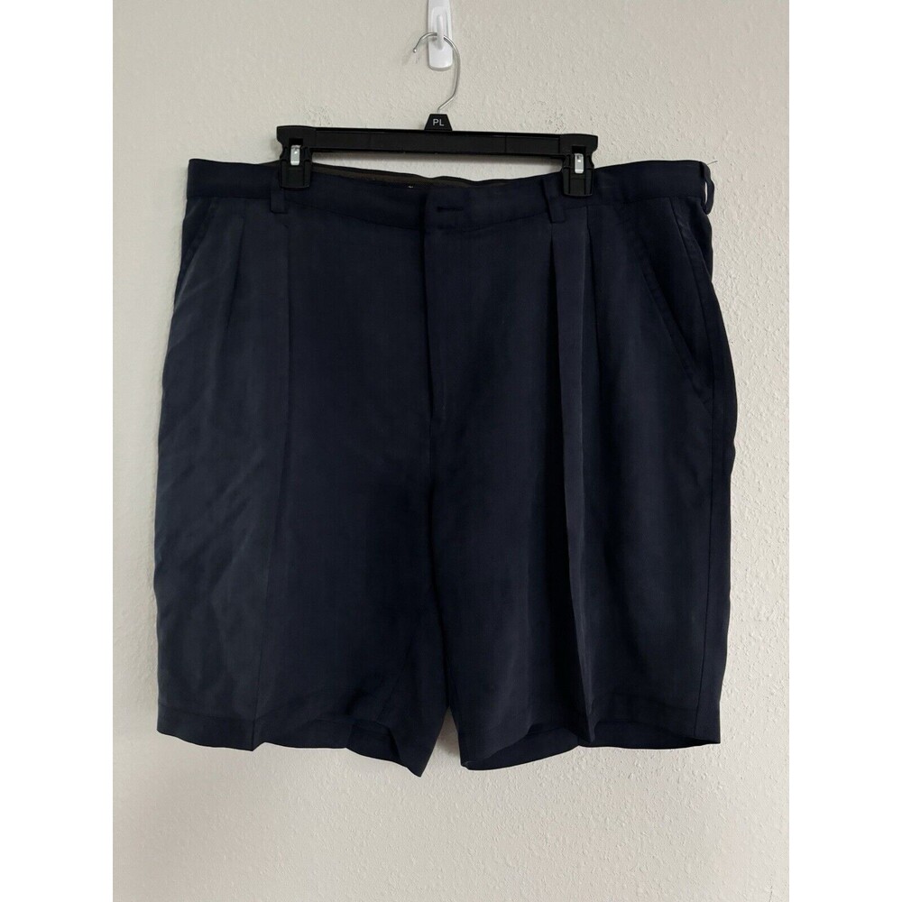 Tommy Bahama Relax Mens 100% Silk Shorts Chino Black  Size 40 Pleated Pockets